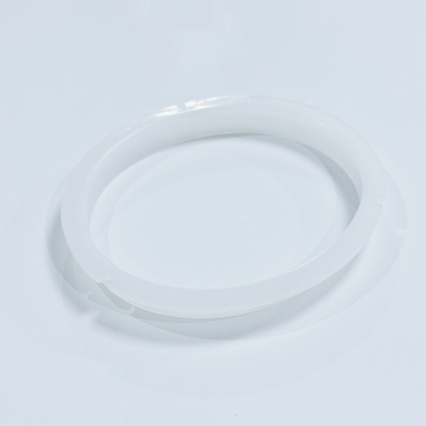 The original manufacturer custom-produces silicone sealing rings. The outer diameter is 105mm. The O-shaped silicone sealing ring for evaporator accessories.