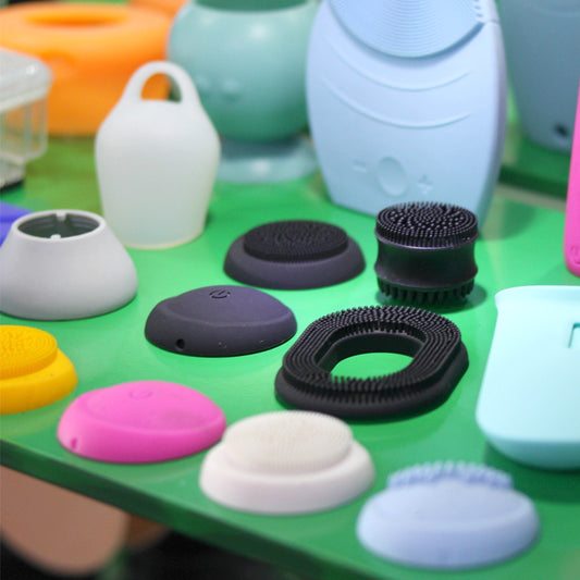 Is silicone plastic? Read the article to make you clear